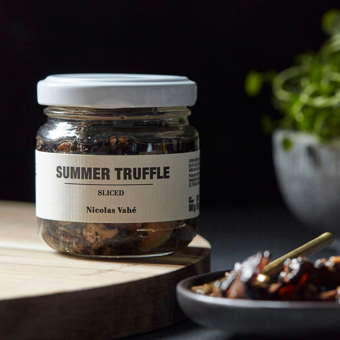 Sliced summer truffle