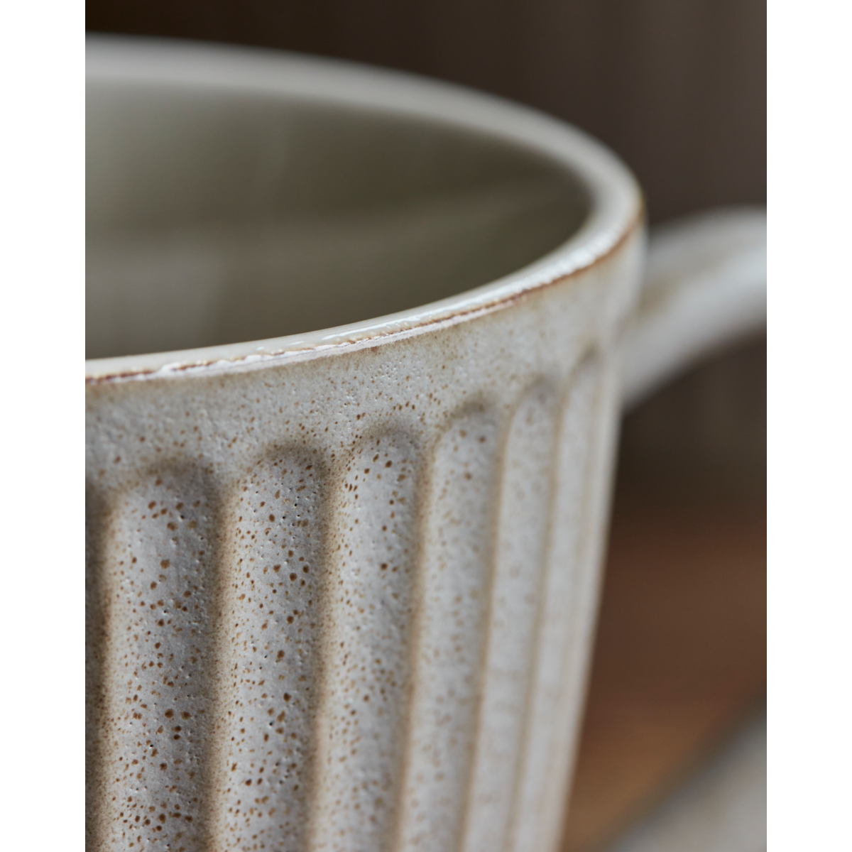 Mug, HDPleat, Grey;Brown