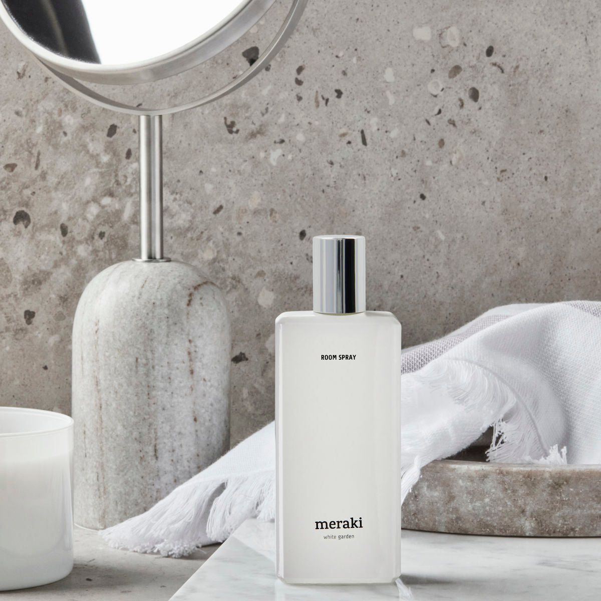 Roomspray, White garden