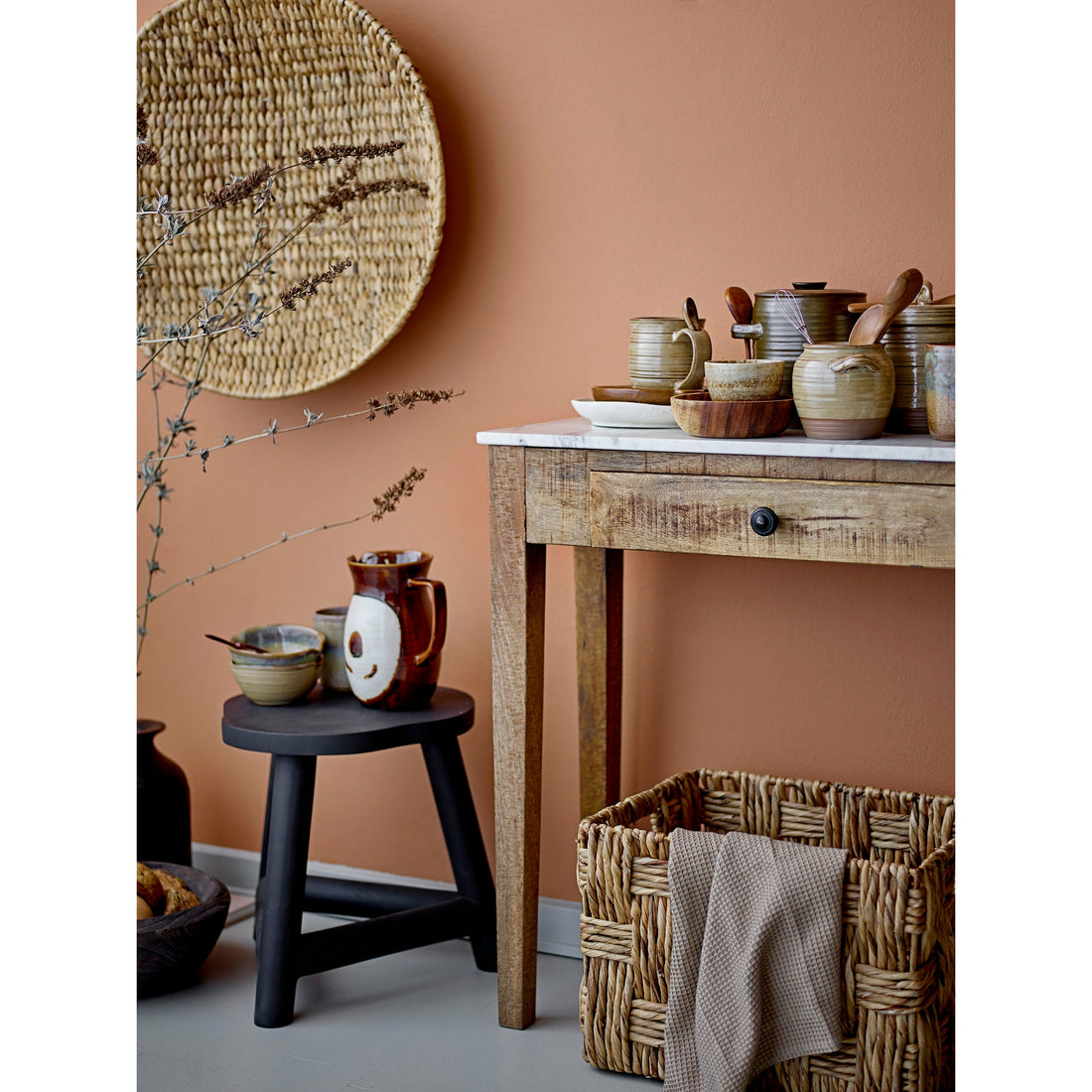 Creative Collection Creative Collection Malie Taburet, Sort, Mango - DesignGaragen.dk.